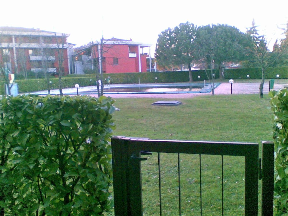Casa Gisela Apartment Desenzano del Garda Luaran gambar