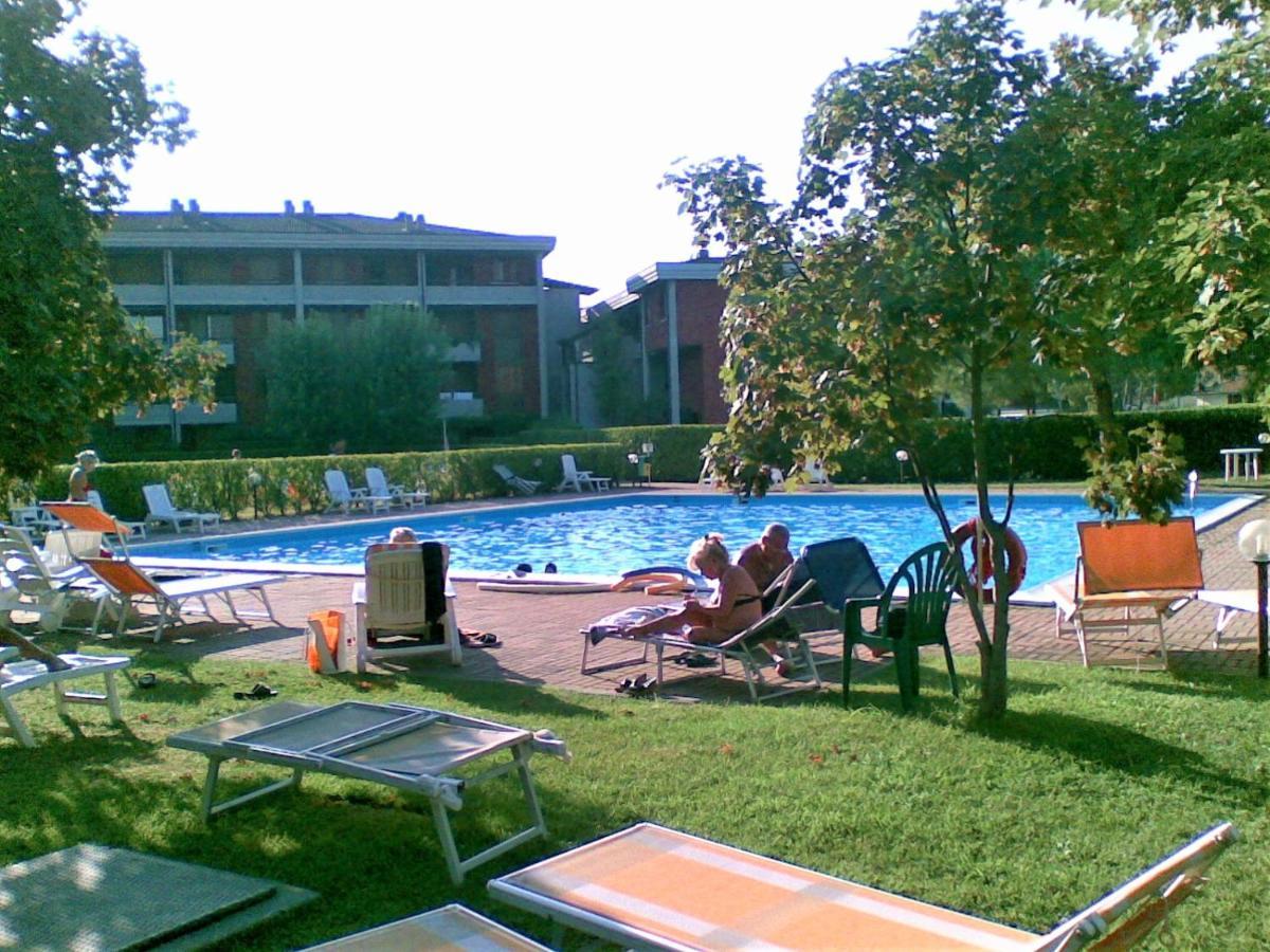 Casa Gisela Apartment Desenzano del Garda Luaran gambar