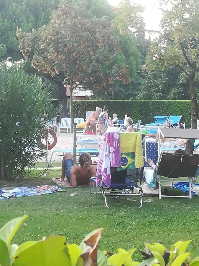 Casa Gisela Apartment Desenzano del Garda Luaran gambar