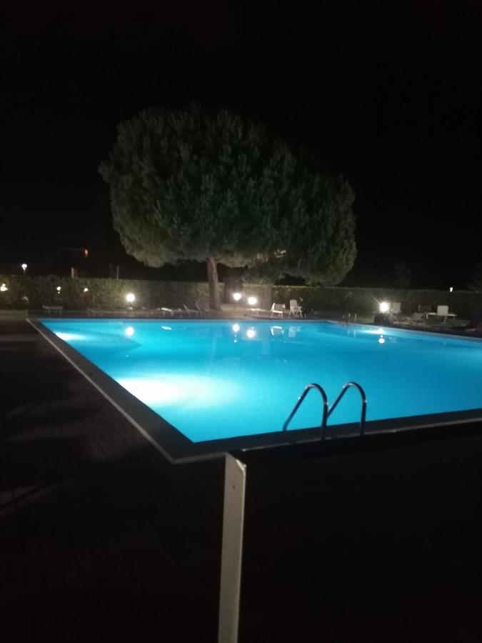 Casa Gisela Apartment Desenzano del Garda Luaran gambar